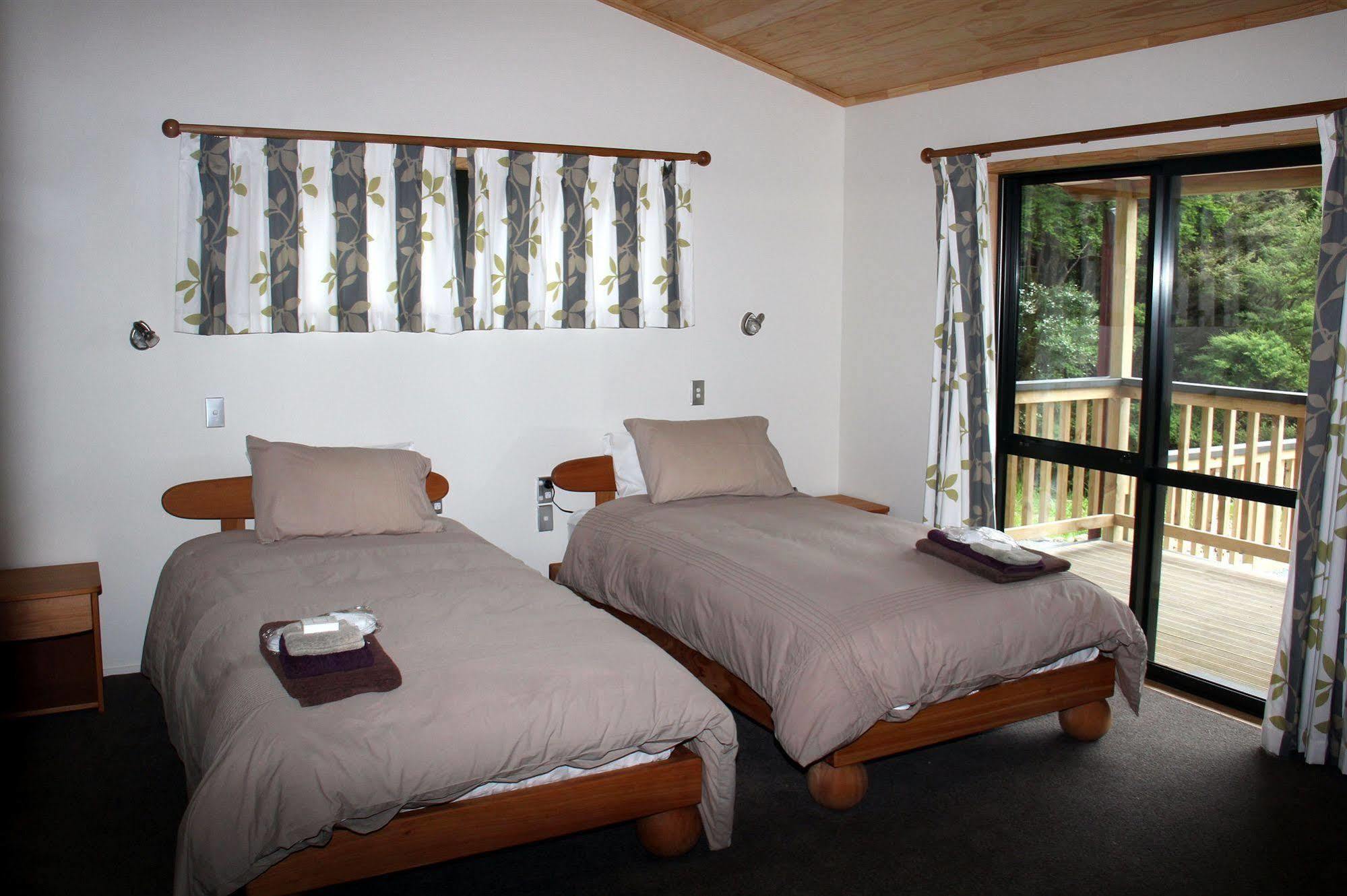 Tangiaro Retreat Villa Port Charles Luaran gambar